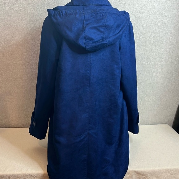 Appleseed’s Petite Blue Suede Fabric Coat with Removable Hood - Button Closure - Picture 4 of 9